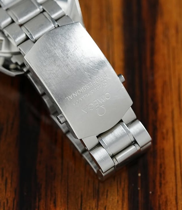Omega Speedmaster Vintage Moon Watch - Image 7