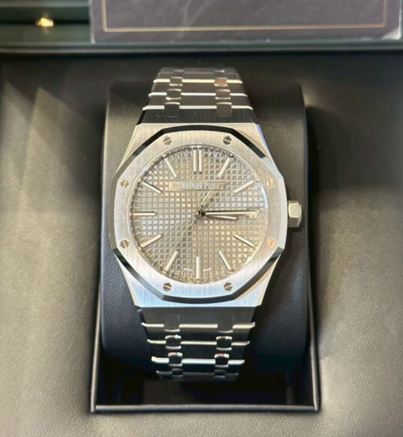 AUDEMARS PIGUET Royal Oak Grey Dial 15510ST