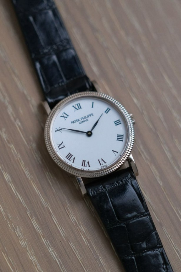 Patek Philippe Calatrava Ladies 18K White Gold Ref. 4809G-001 thumbnail 2