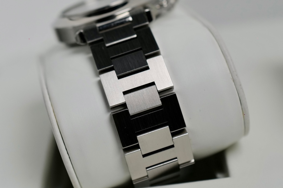 CARTIER Pasha 2324 Black Dial 35mm Automatic - Image 5