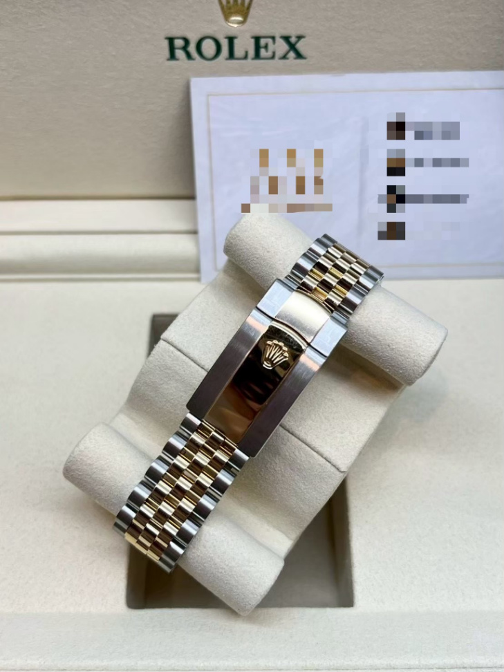 Used Datejust Black Dial 2t Yellow Gold 41mm - Image 4