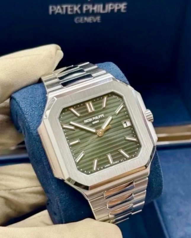 PATEK PHILIPPE CUBITUS 5821/1A
