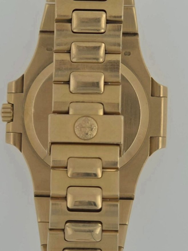 Patek Philippe Nautilus 3800/1J  thumbnail 2