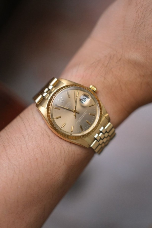 Rolex Oyster Perpetual Date Ref 15037 Yellow Gold thumbnail 3