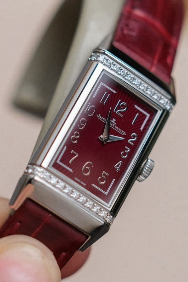 Jaeger-LeCoultre Reverso One Monoface Lay Diamonds Ref. Q3288560  thumbnail 5