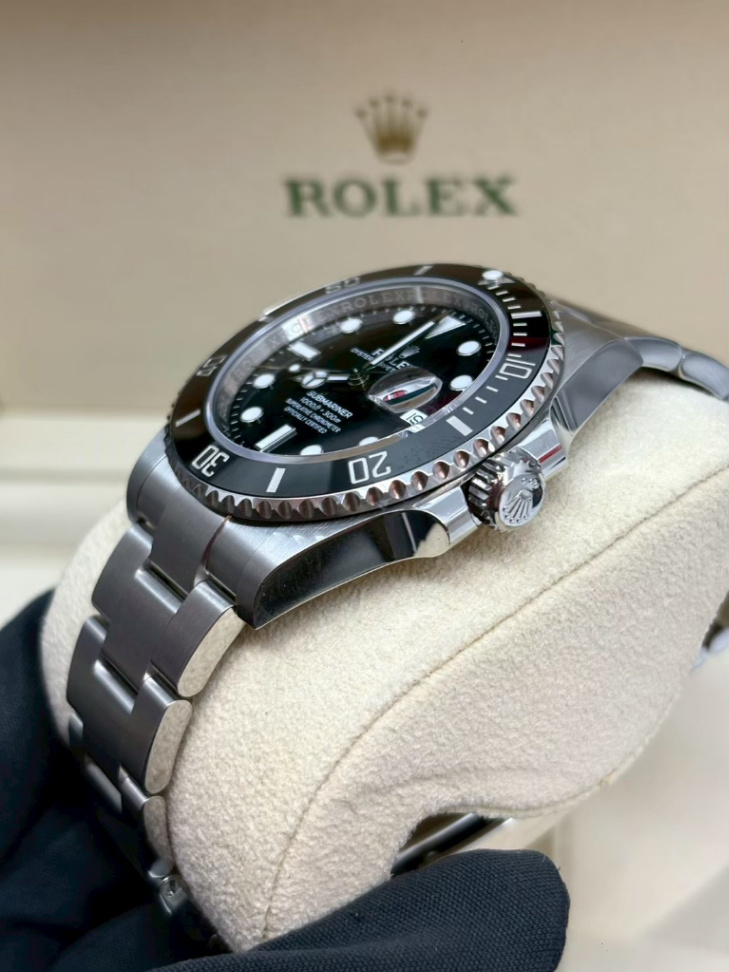 Submariner Date Black Dial 41mm - Image 2