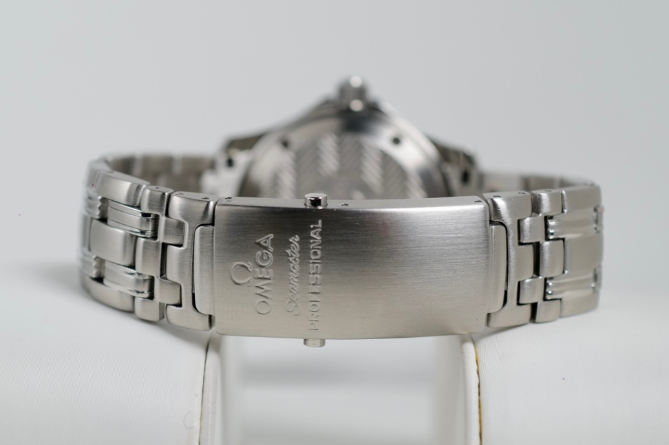 Omega Seamaster Pro 300m 37mm Automatic Midsize thumbnail 5