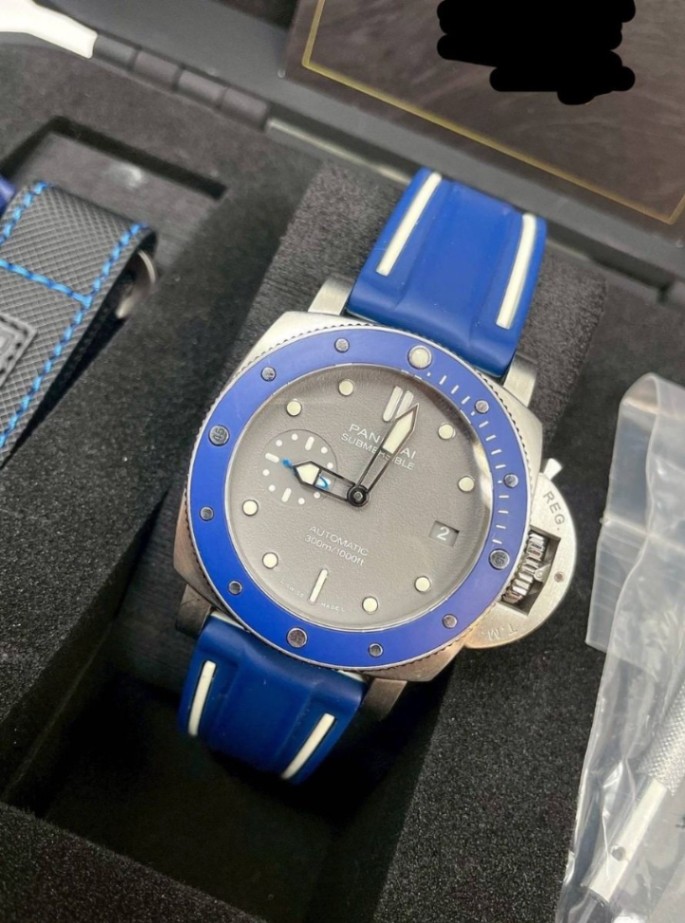 PANERAI Submersible PAM00959 Grey Dial thumbnail 4