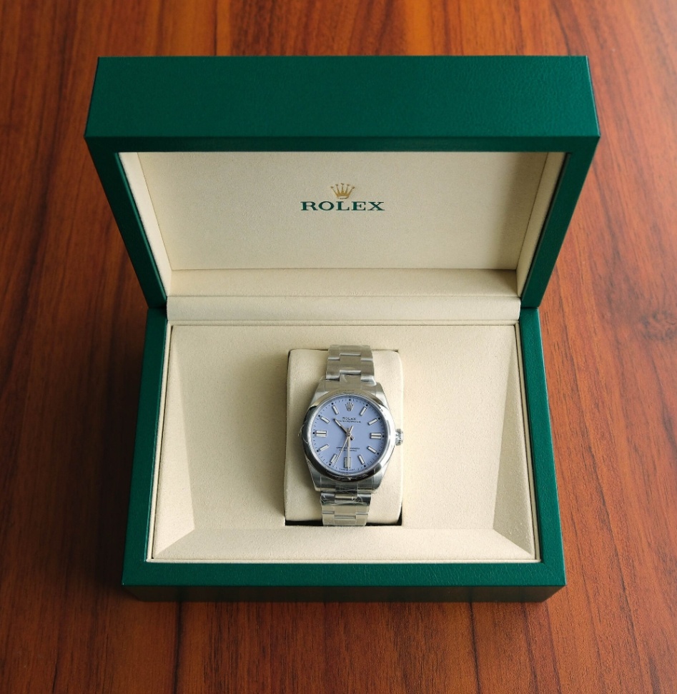 Rolex New Oyster Perpetual 134300 Lavender Dial Oyster Steel 2026 thumbnail 4