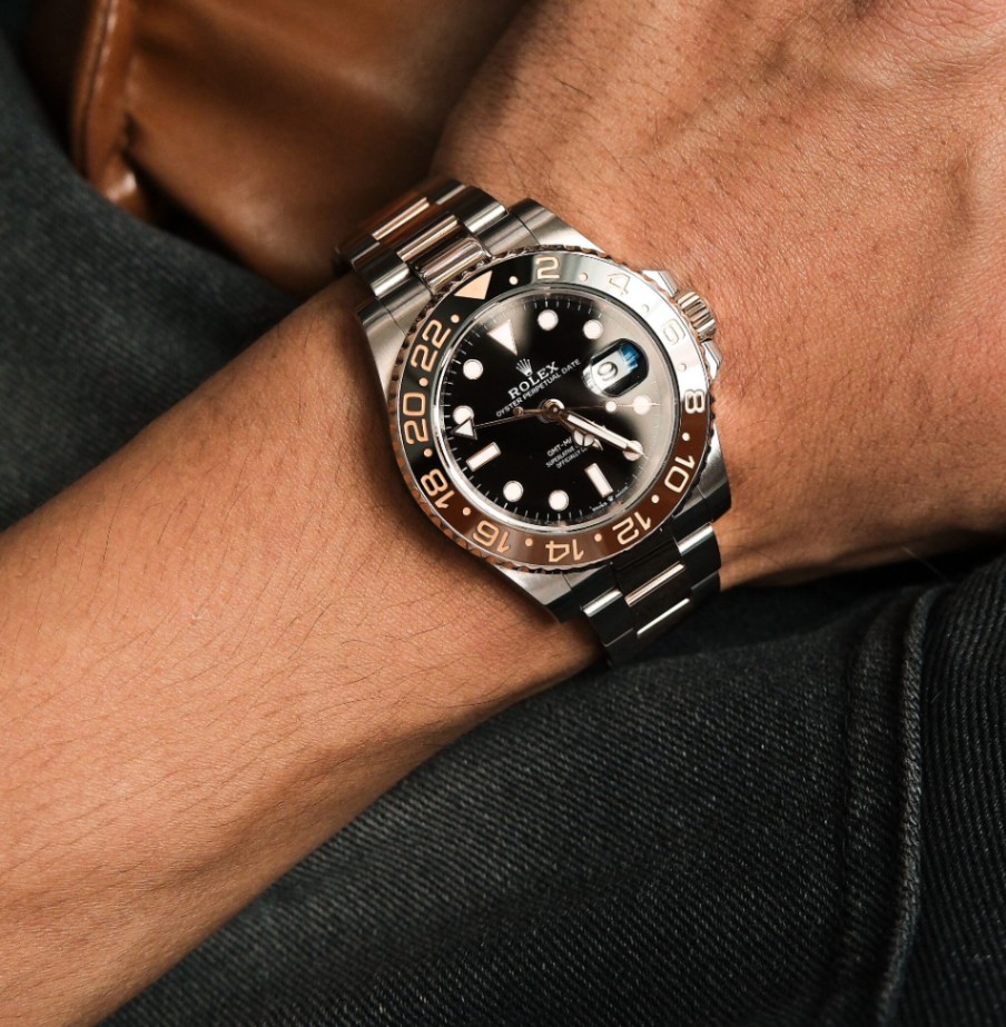Rolex GMT-Master II 126711CHNR ‘Root Beer’ Black Dial Two-Tone Oyster 2020 40mm. thumbnail 2