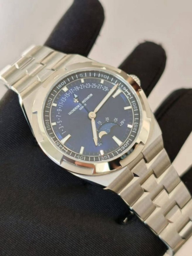Vacheron Constantin Overseas Moon Phase Retrograde Date 4000V thumbnail 5