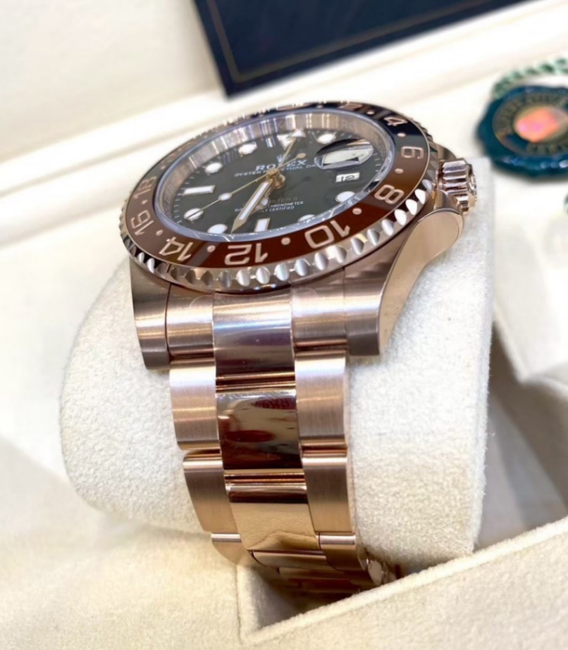 GMT Master || Rootbeer Full Rose Gold 40mm thumbnail 4