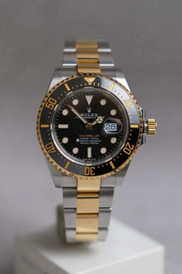 Rolex Sea-Dweller Two-Tone Yellow Gold Ref. 126603 thumbnail 1