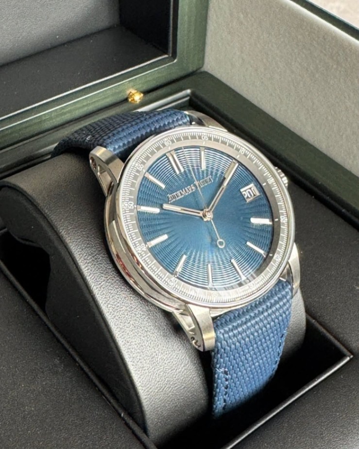 Audemars Piguet Code 11.59 thumbnail 5