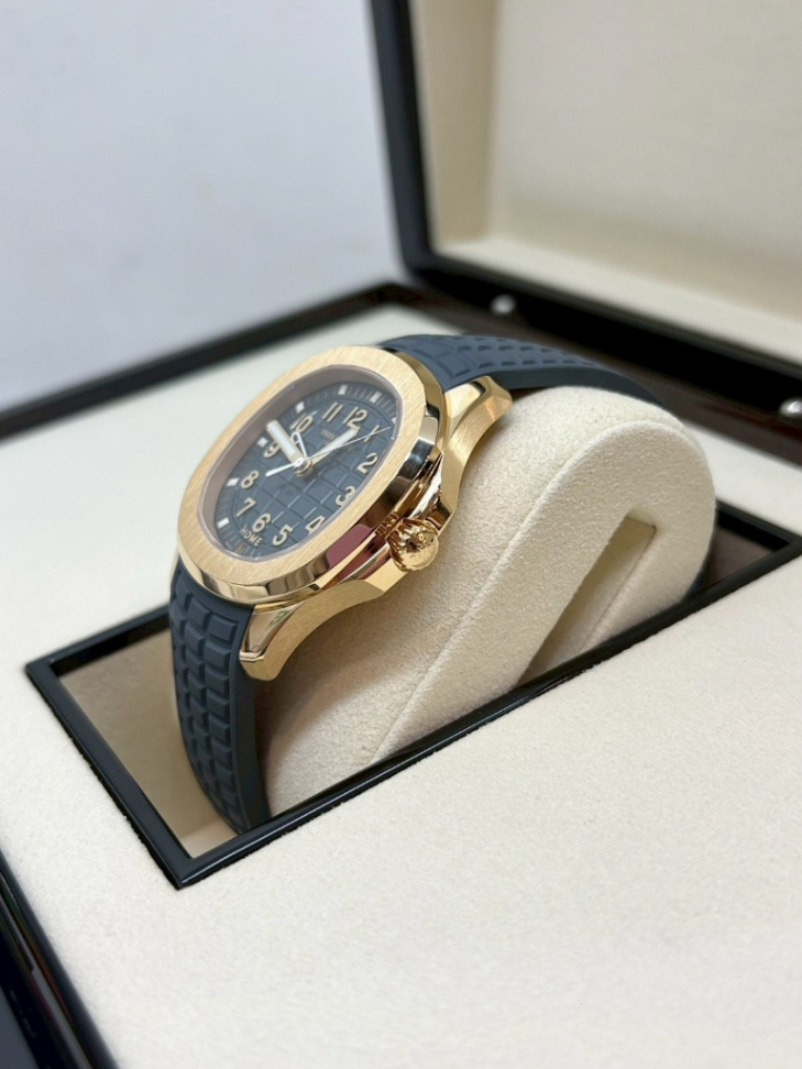 Patek Philippe Aquanaut 5269R - Image 3