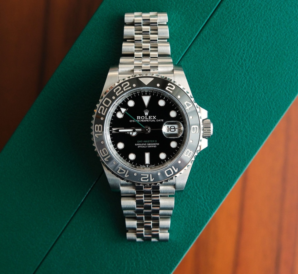 Rolex New GMT-Master II 126710GRNR ‘Bruce Wayne’ Black Dial Jubilee 2026 40mm.