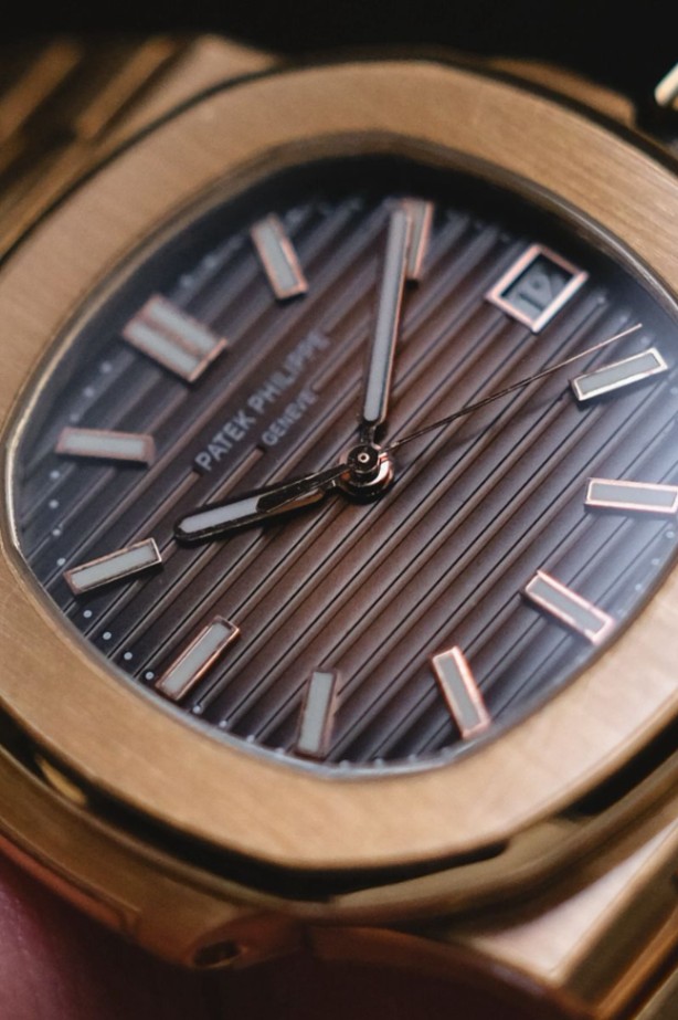 Patek Philippe 5711R Full 18K Rose Gold  thumbnail 3