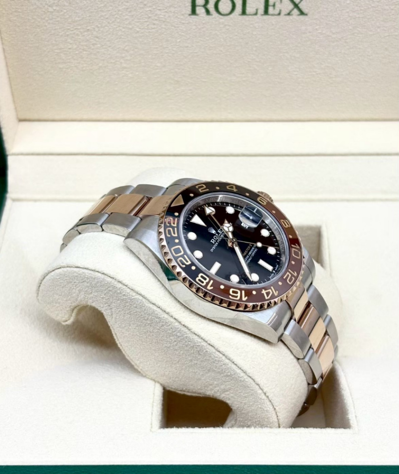 GMT Master || Rootbeer 2t Rose Gold 40mm - Image 4
