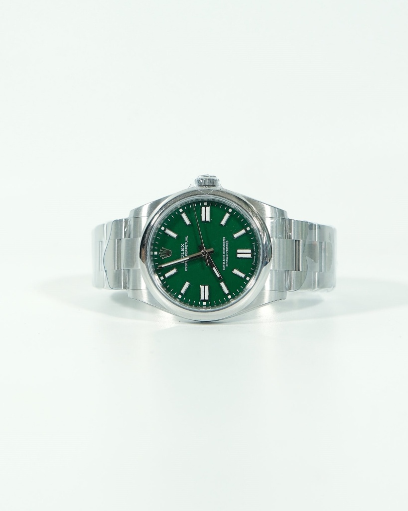 ROLEX Oyster Perpetual 41 Green Dial 134300 2026 - Image 2