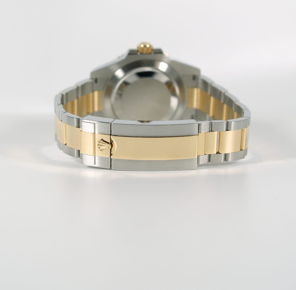 Rolex Submariner 126613LB Blue Dial Yellow Gold Two-Tone Oyster 2023 - Image 6