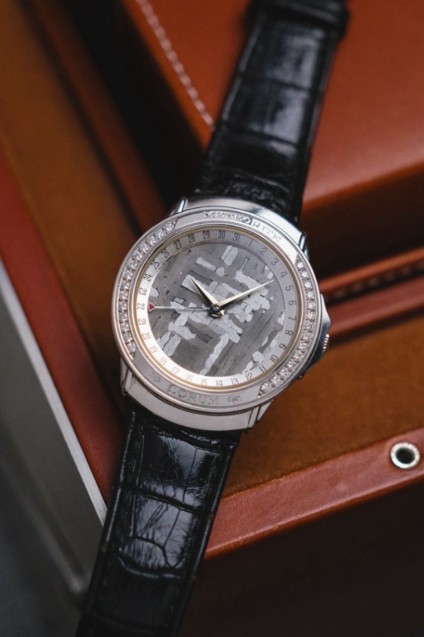 CORUM Meteorite Dial Platinum Diamond - Image 5