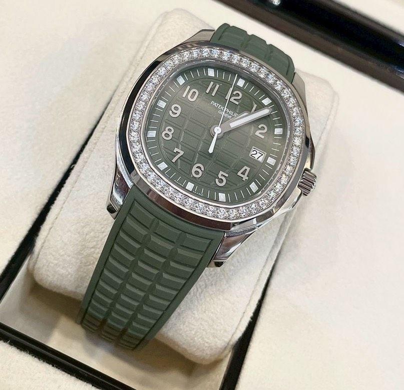 PATEK PHILIPPE Aquanaut Green Dial 5267/200A-001 thumbnail 2