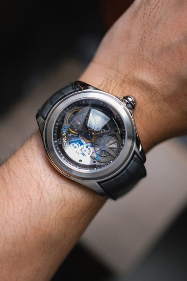 Corum Bubble 47 Skeleton thumbnail 5