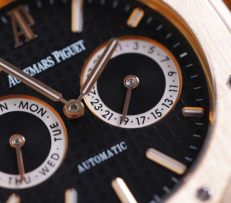 Audemars Piguet Royal Oak Day-Date 26330OR thumbnail 2