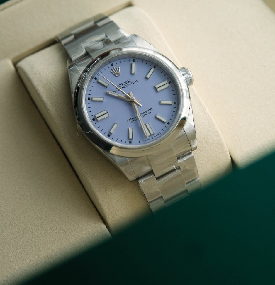 Rolex New Oyster Perpetual 134300 Lavender Dial Oyster Steel 2026 thumbnail 6