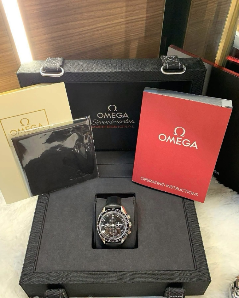 OMEGA Speedmaster Moonwatch Sapphire 310.32.42.50.01.002 42mm - Image 2