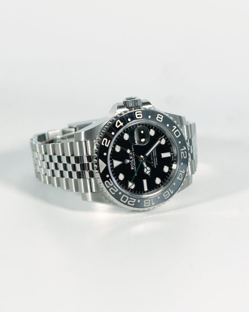 ROLEX GMT-Master II ‘Bruce Wayne’ 126710GRNR Jubilee 2026 thumbnail 3