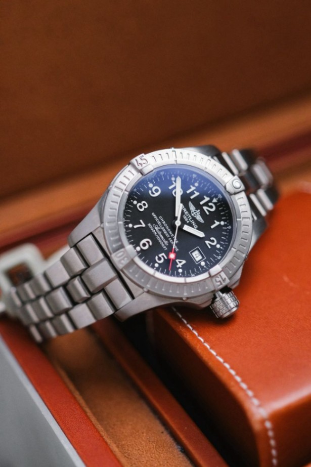 Breitling Avenger Seawolf Titanium (Ref.E17370) thumbnail 2