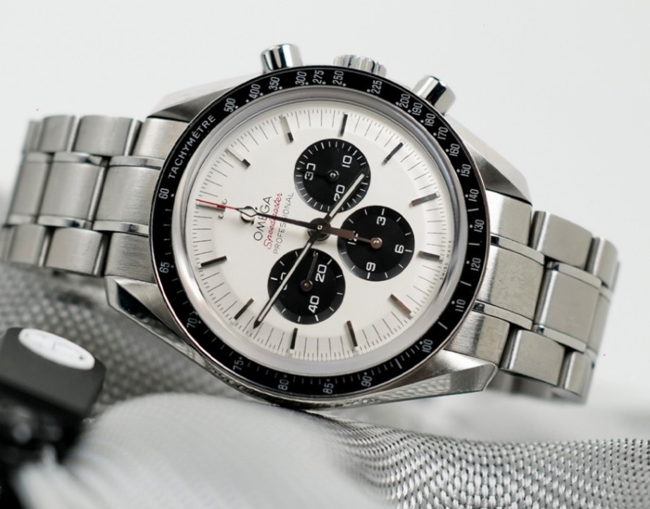 Omega Speedmaster Tokyo Olympic Panda Dial