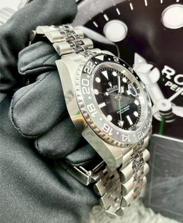 GMT Master || Bruce Wayne Jubilee 40mm thumbnail 5