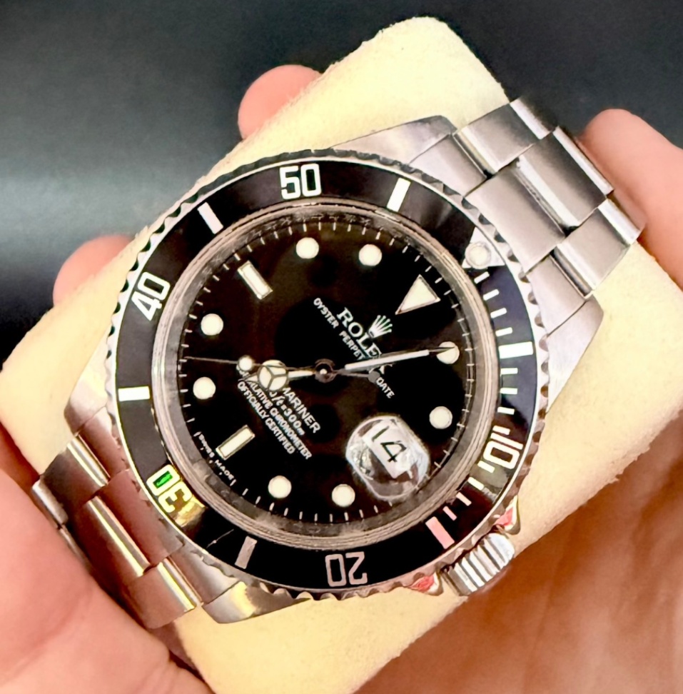 Rolex Model Submariner Date - Image 8