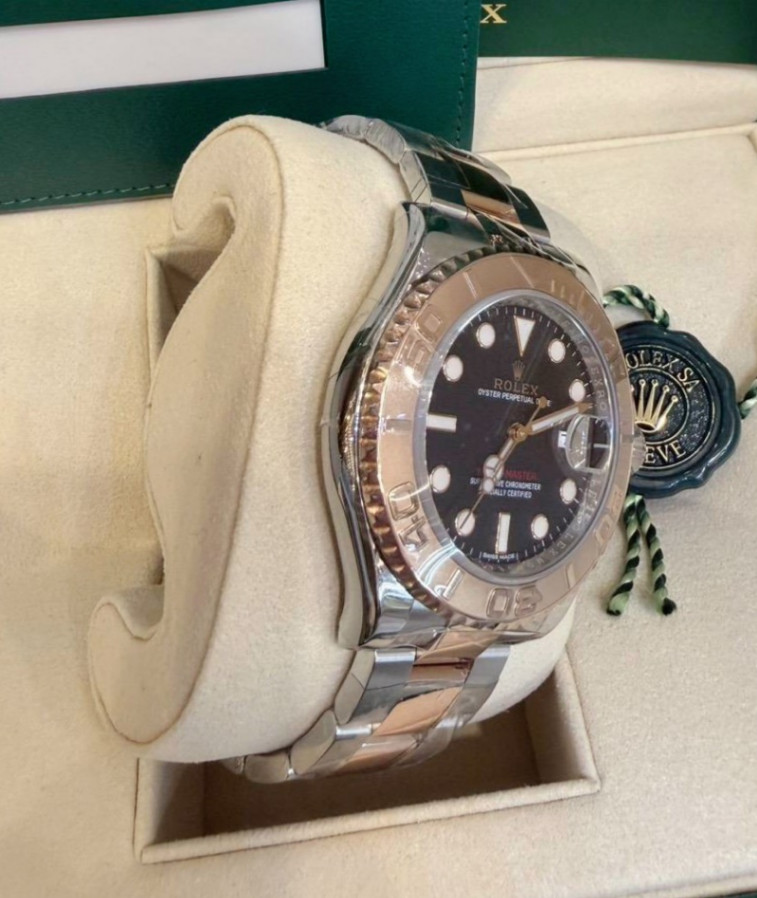 Used Yacht Master Black Dial 2t Rose Gold 40mm - Image 2