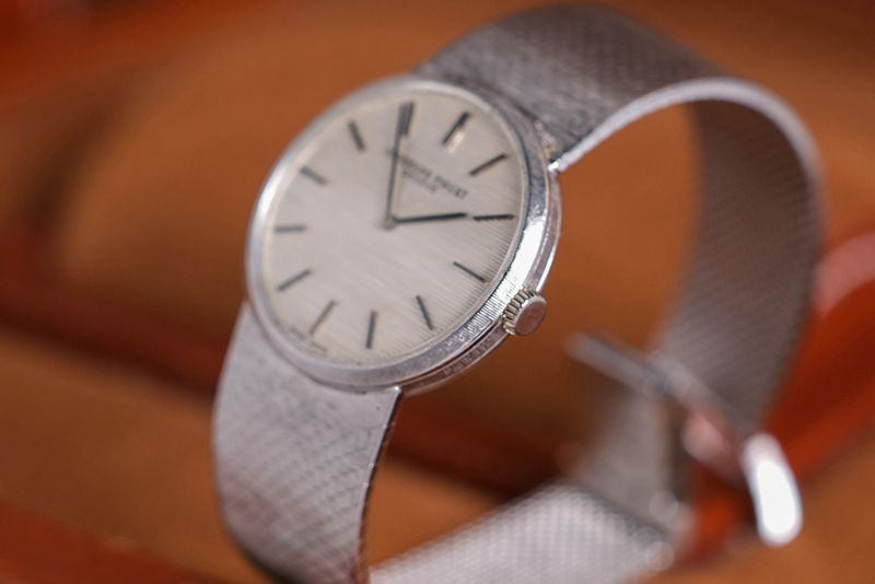 Audemars Piguet Vintage Full 18K White Gold - Image 3