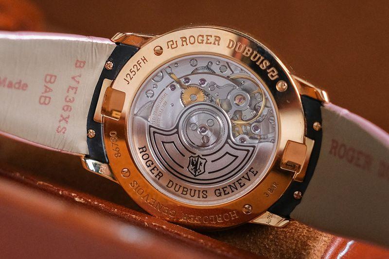 Roger Dubuis Velvet Pink Gold Diamond  thumbnail 2