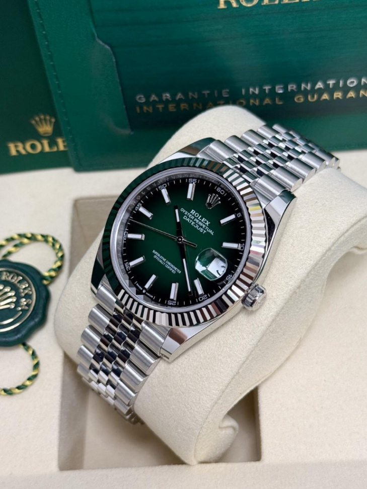 Datejust Green Ombre Dial Jubilee 41mm - Image 3