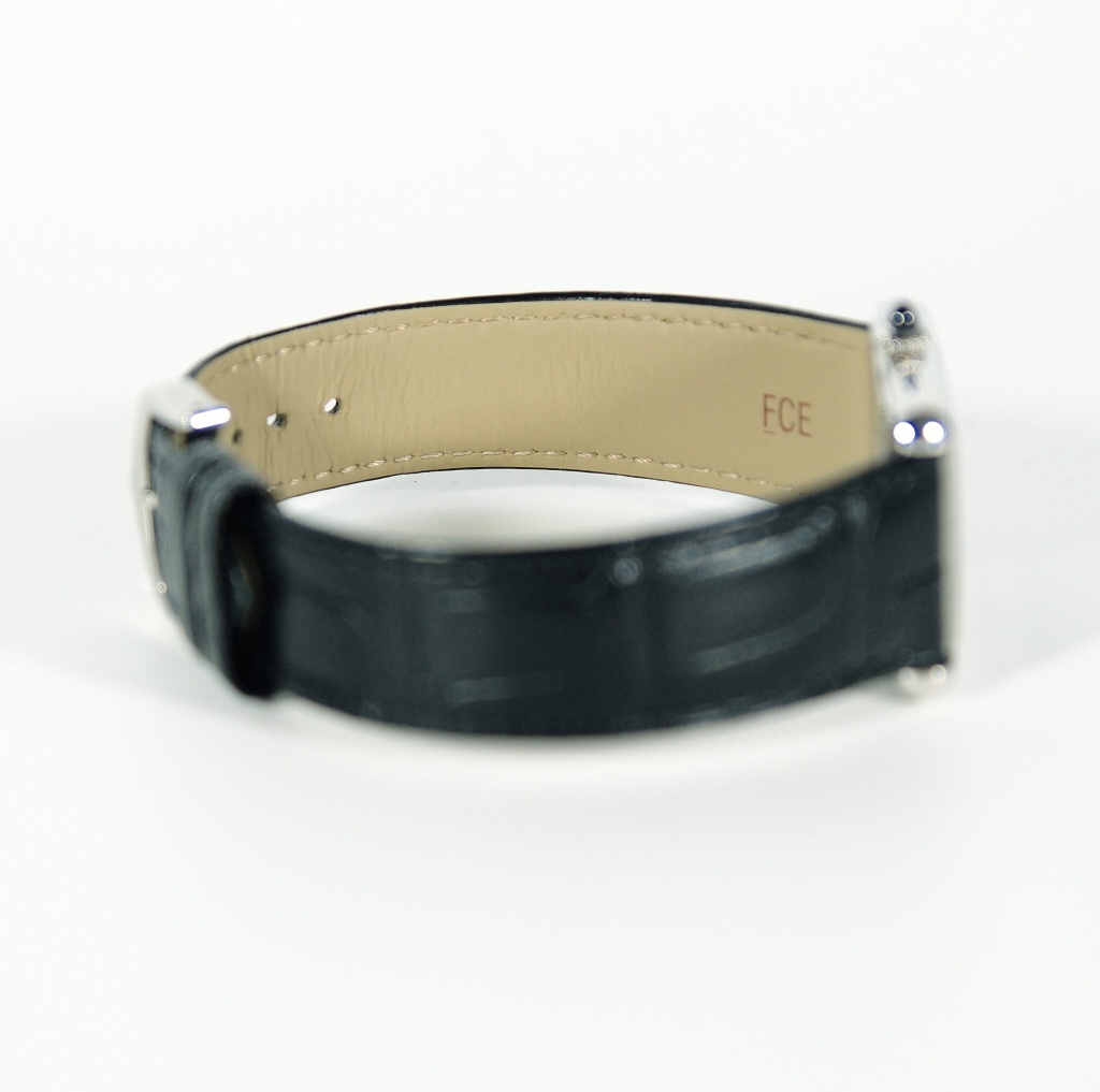 Cartier Tank Must WSTA0072 Large Black Dial Black leather strap 2022  thumbnail 7