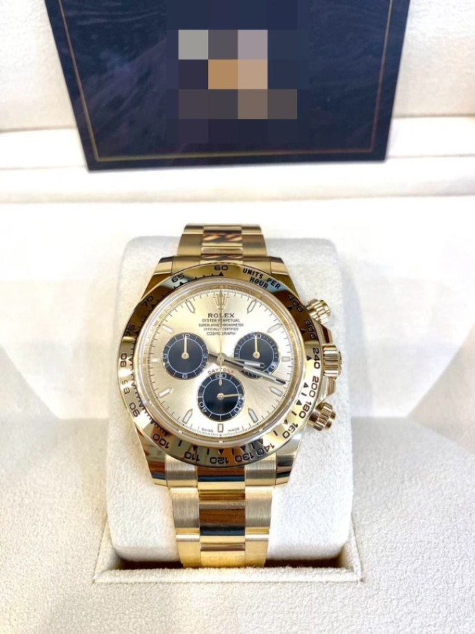 ROLEX Daytona 126508 Champagne Dial Full Yellow Gold