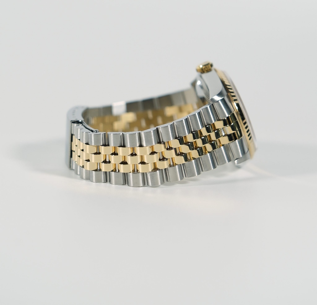 Rolex Datejust 16233 Blue Vignette Diamond Dial Two-Tone Jubilee 1996 36mm. thumbnail 5