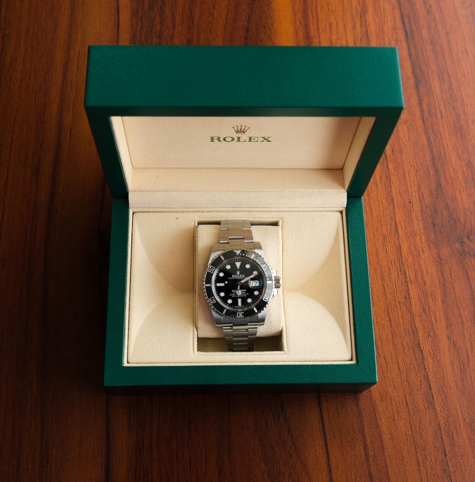 Rolex Submariner 116610LN Black Dial Oyster Steel 2018 - Image 4