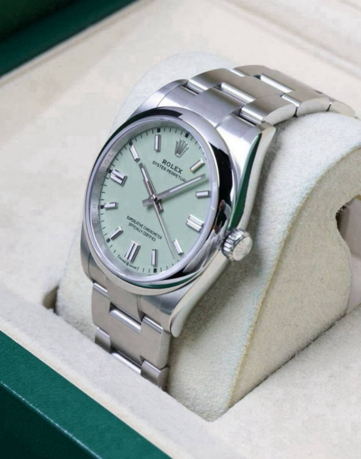 Oyster Perpetual Pistachio Dial 36mm - Image 3