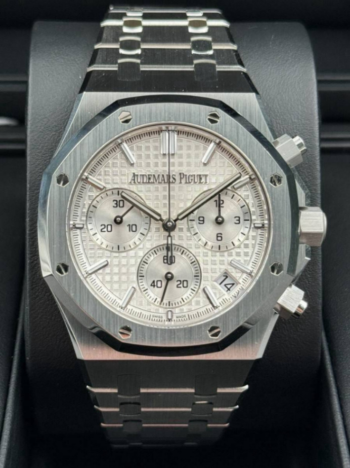 AP Royal Oak 26240ST Silver Dial 41mm - Image 2