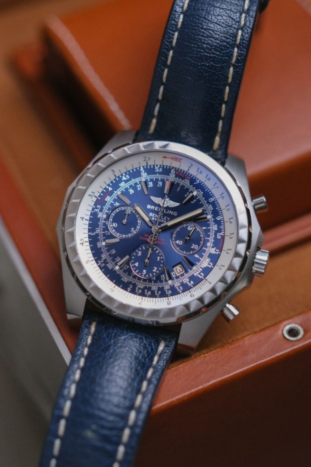 Breitling for Bentley Motors Chronograph A25363 thumbnail 2