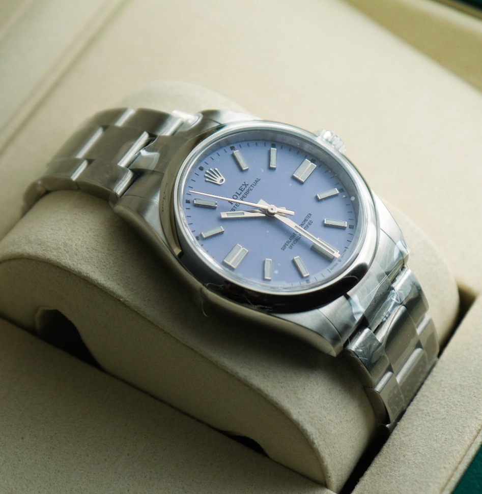 Rolex New Oyster Perpetual 134300 Lavender Dial Oyster Steel 2026 thumbnail 5