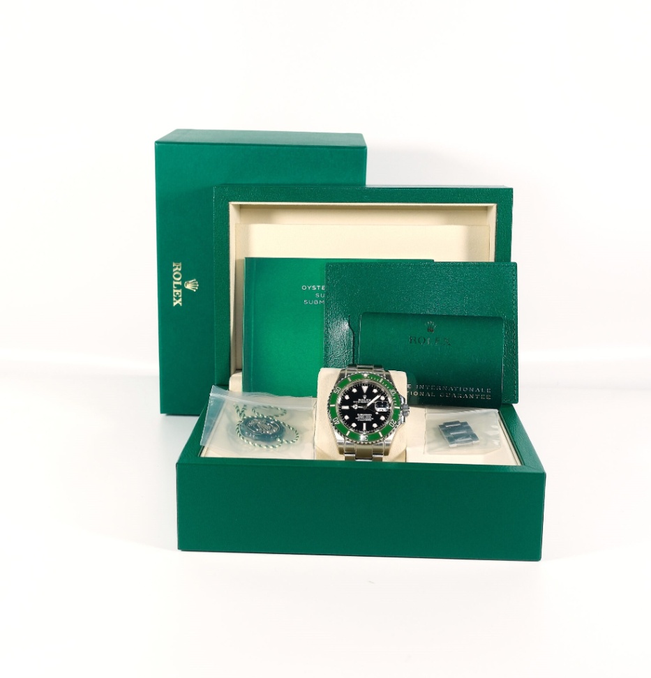Rolex Submariner 126610LV Starbucks Black Dial Oyster Steel 2025 - Image 5