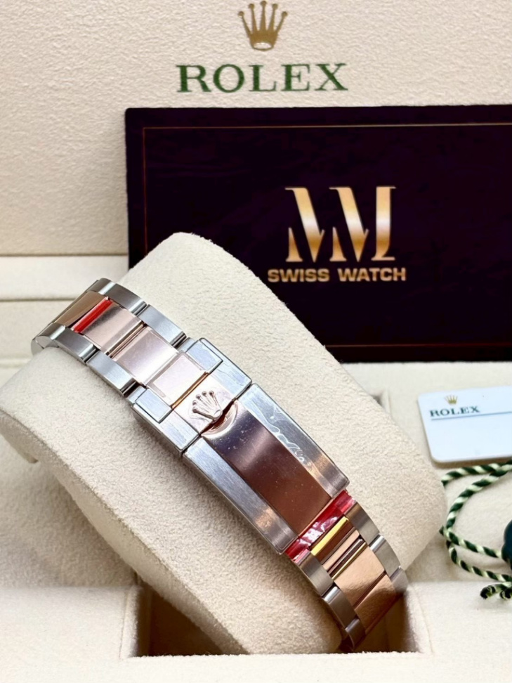 New GMT Master || Rootbeer 2t Rose Gold 40mm - Image 4