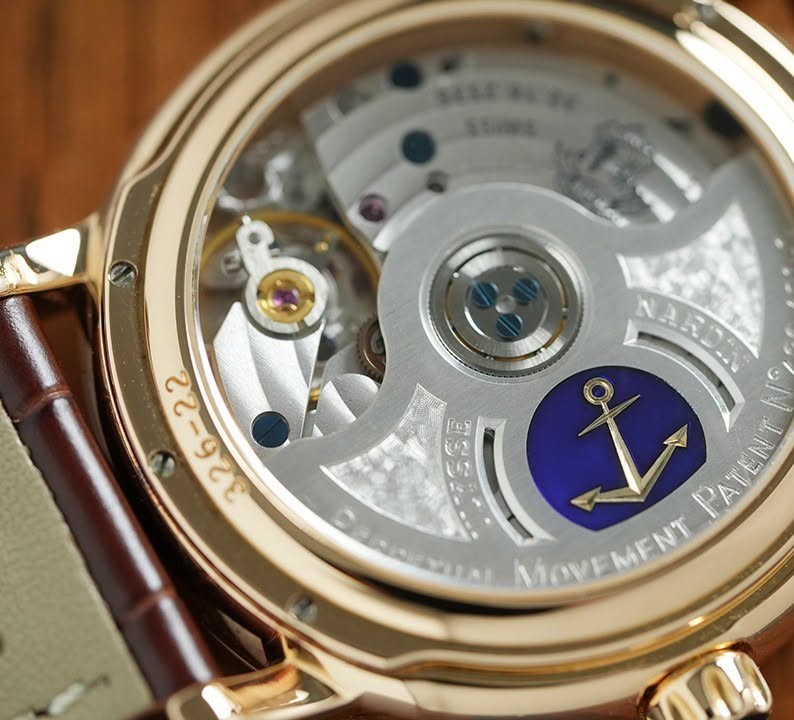 Ulysse GMT Perpetual Rose Gold - Image 5